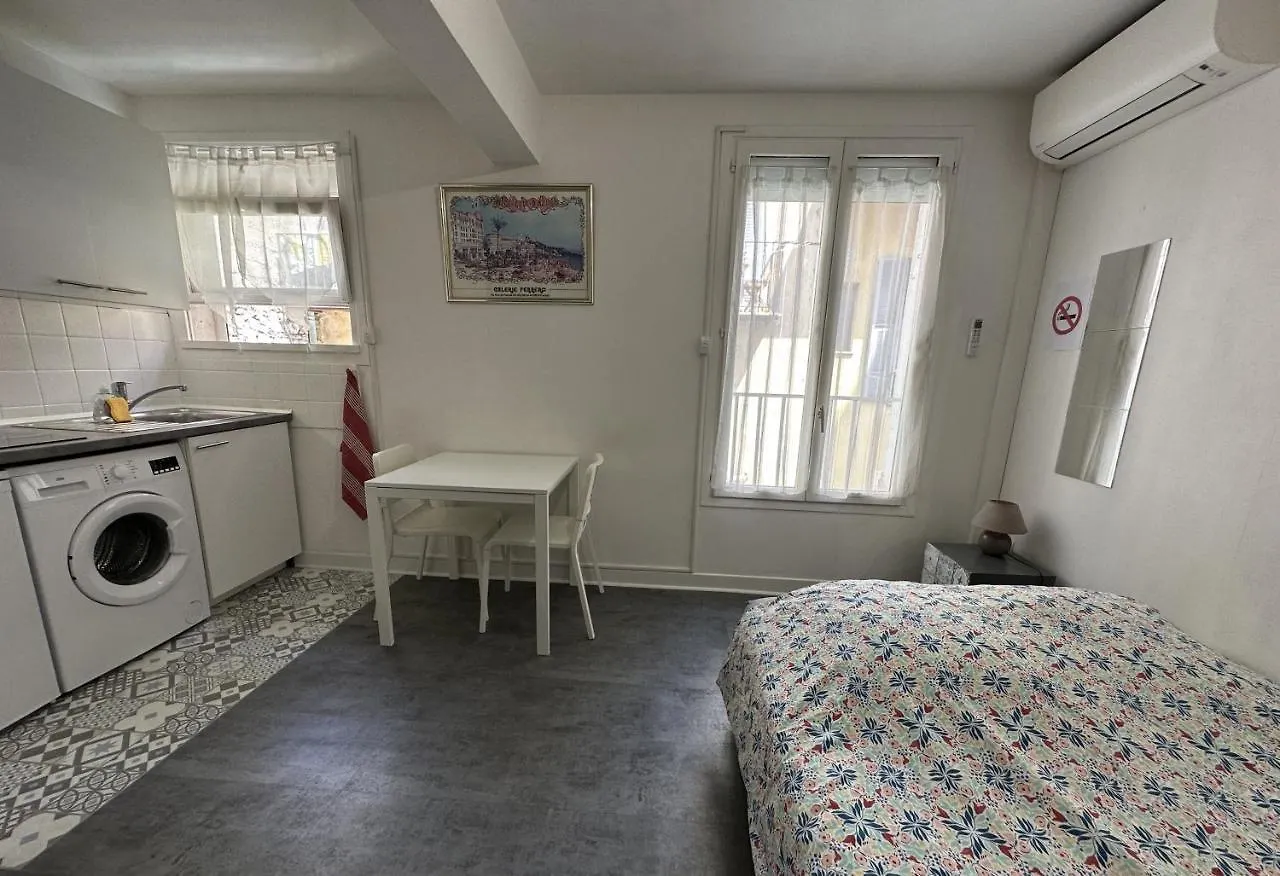 Bottero, Climatise, Parking Possible Apartman Nizza 0*,